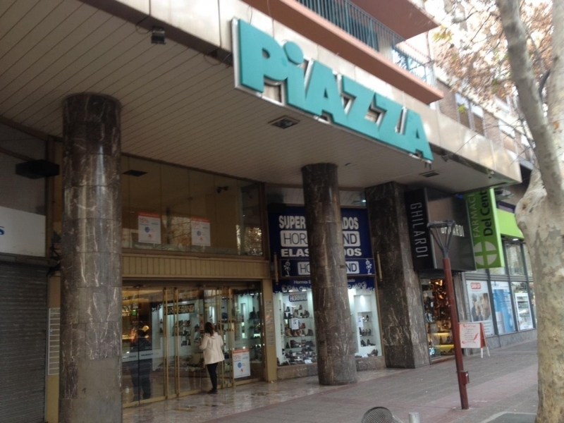LOCAL COMERCIAL EN GALERIA PIAZZA DE CIUDAD N°46